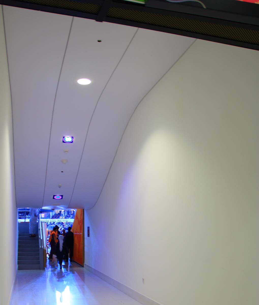 LMH - ENTRANCES - QATAR
