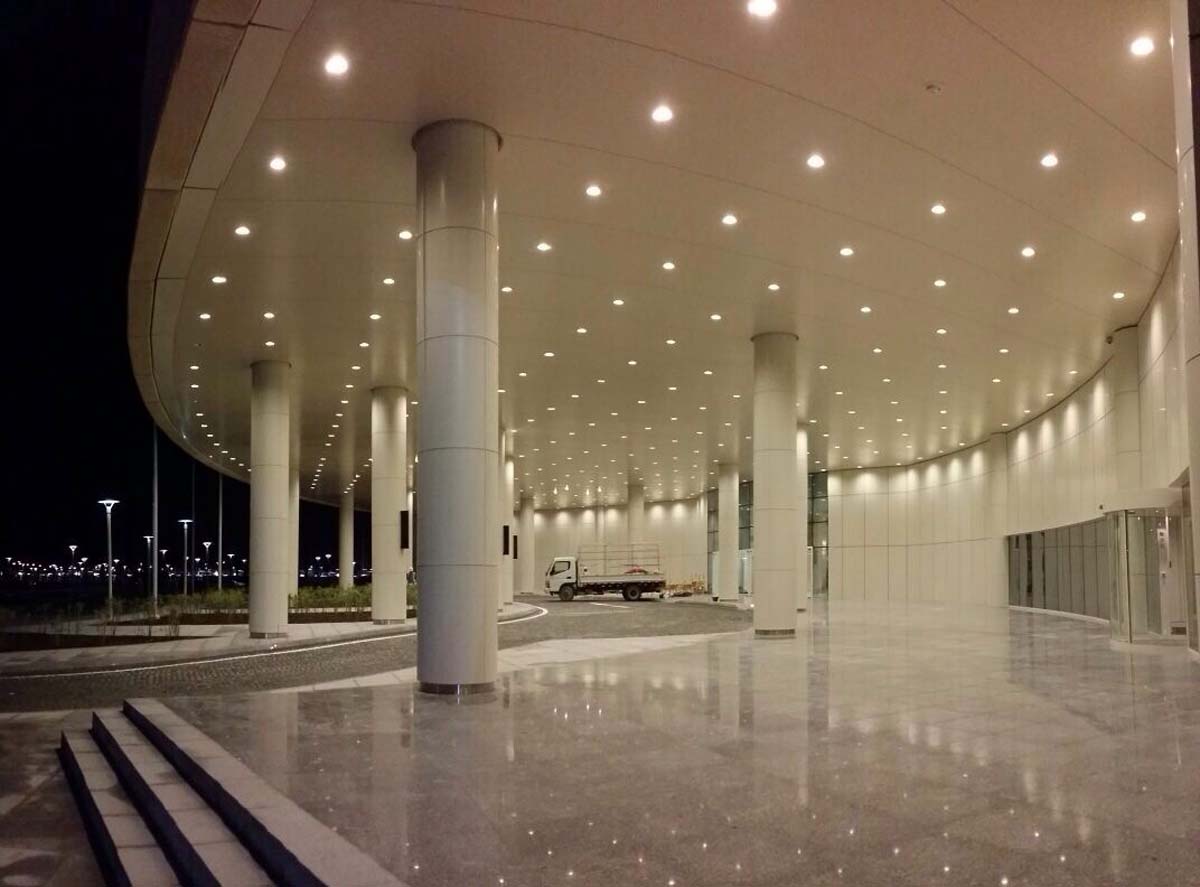 LMH - EXTERNAL VIEW - QATAR