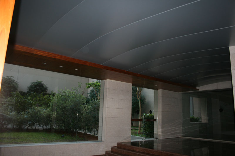 Clemenceau Medical Centre – Entrance – Lebanon